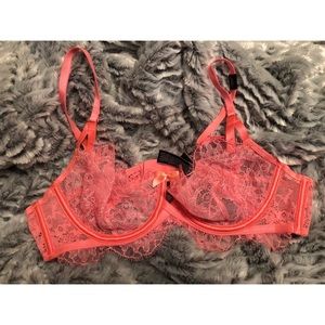 ❗️Victoria Secret❗️VERY SEXY DEMI LACE
